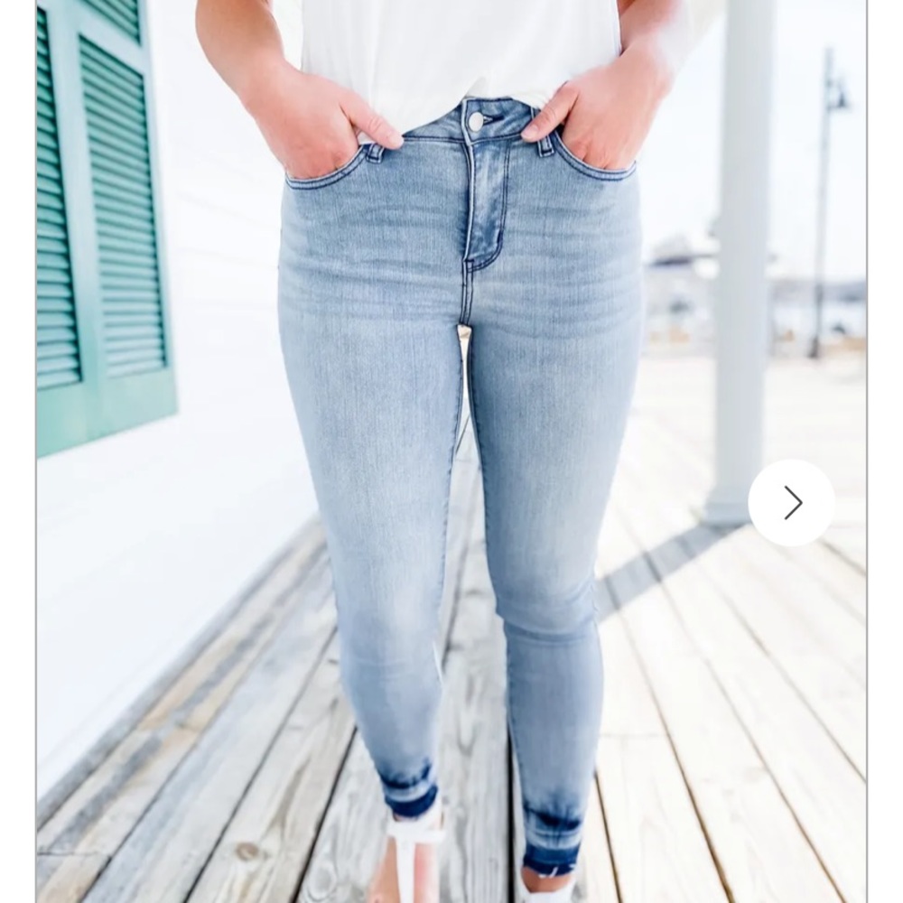 Judy Blue tie dye raw hem skinny 13